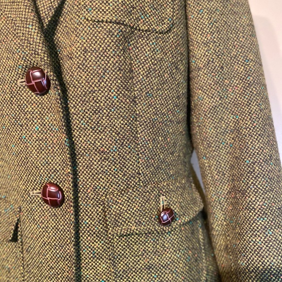 Jones New York olive green blazer - Picture 2 of 10